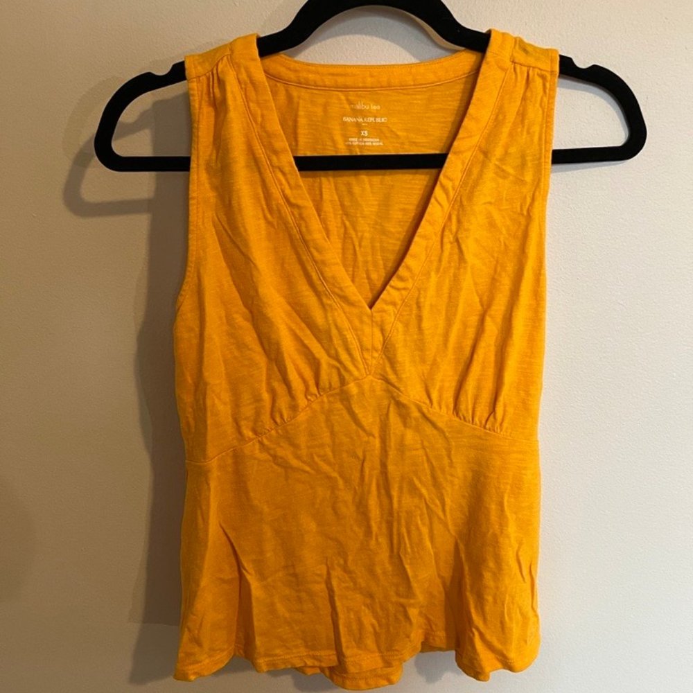 Banana Republic Malibu Slub V-Neck Tank
